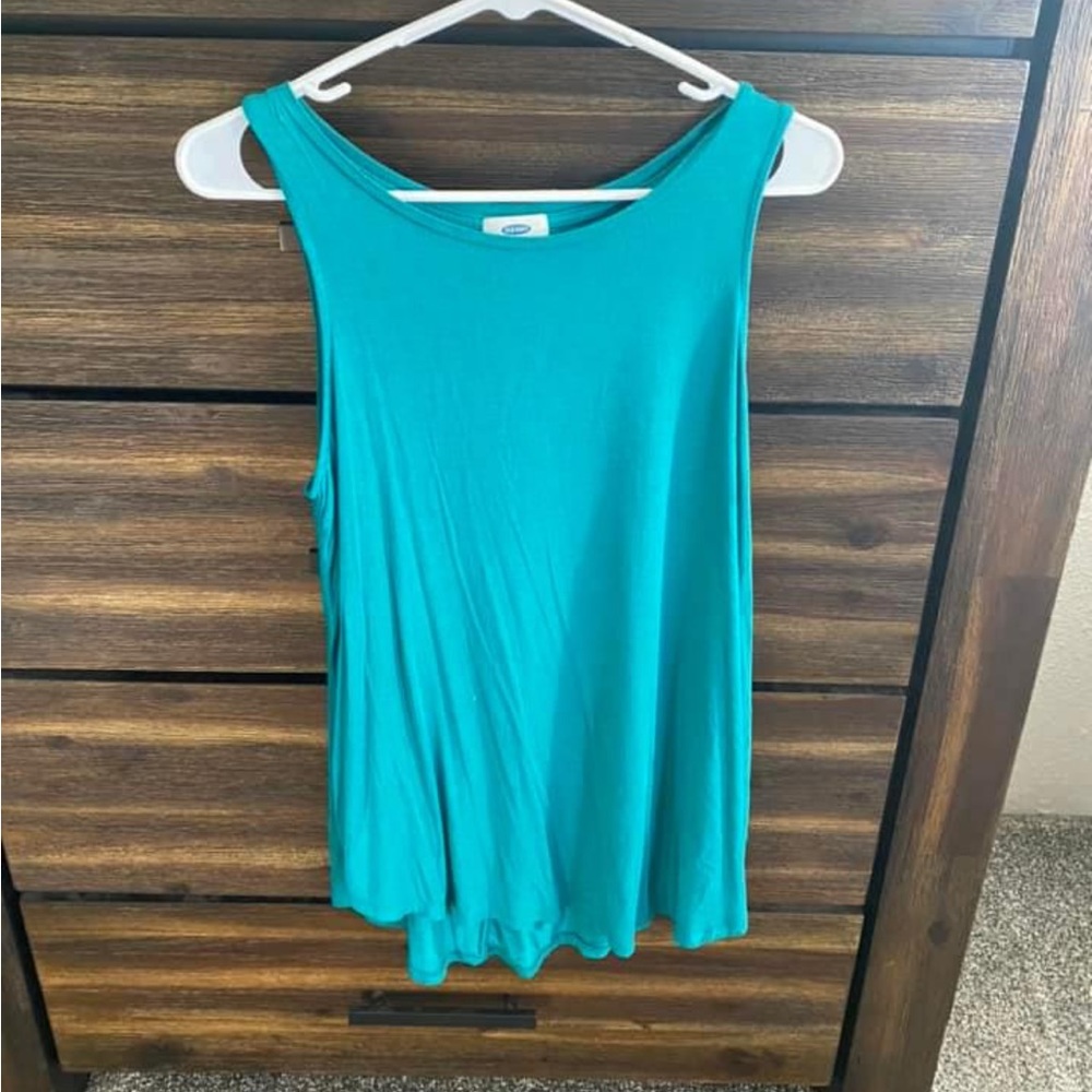 Old Navy Tank Tops